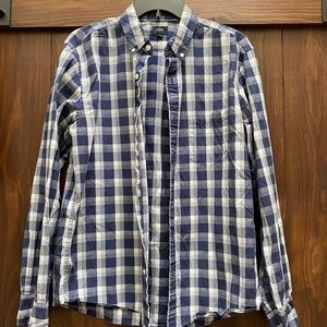 J-Crew Checkered Blue button-up longsleeve. Mens L